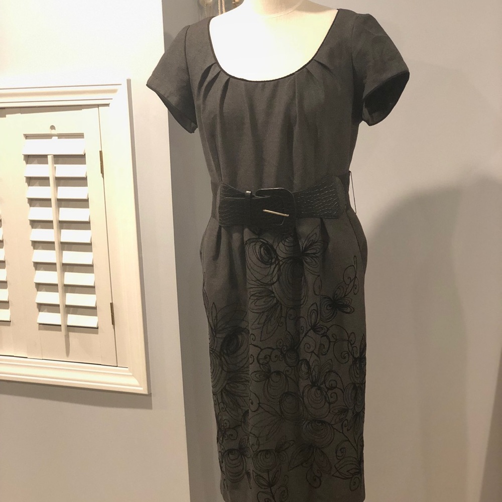 SIGNATURE by Robbie Bee Belted Dress